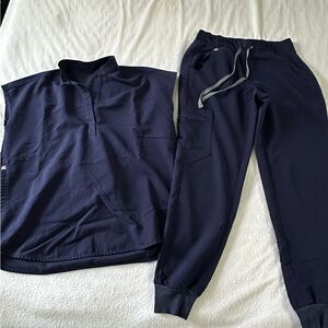 Figs navy blue xs/p scrub set